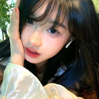 油桃红了 海报